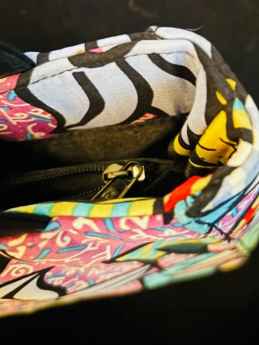 Super RARE! Nicole Miller × Britto Collab Silk Pop Art Handbag (Circa 1999–2001) - Picture 10 of 16
